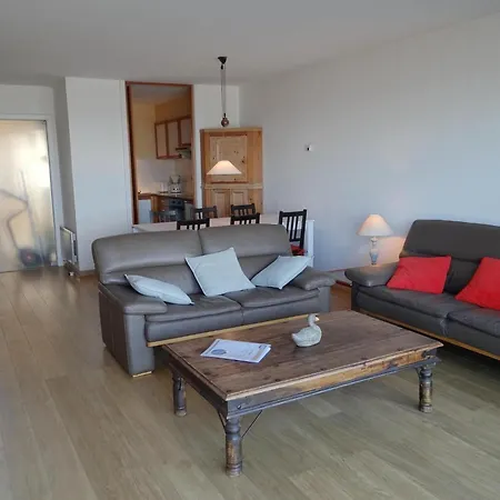 Apartman In Near The Beach, Cleaning Included *