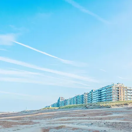 In Near The Beach, Cleaning Included * Nieuwpoort